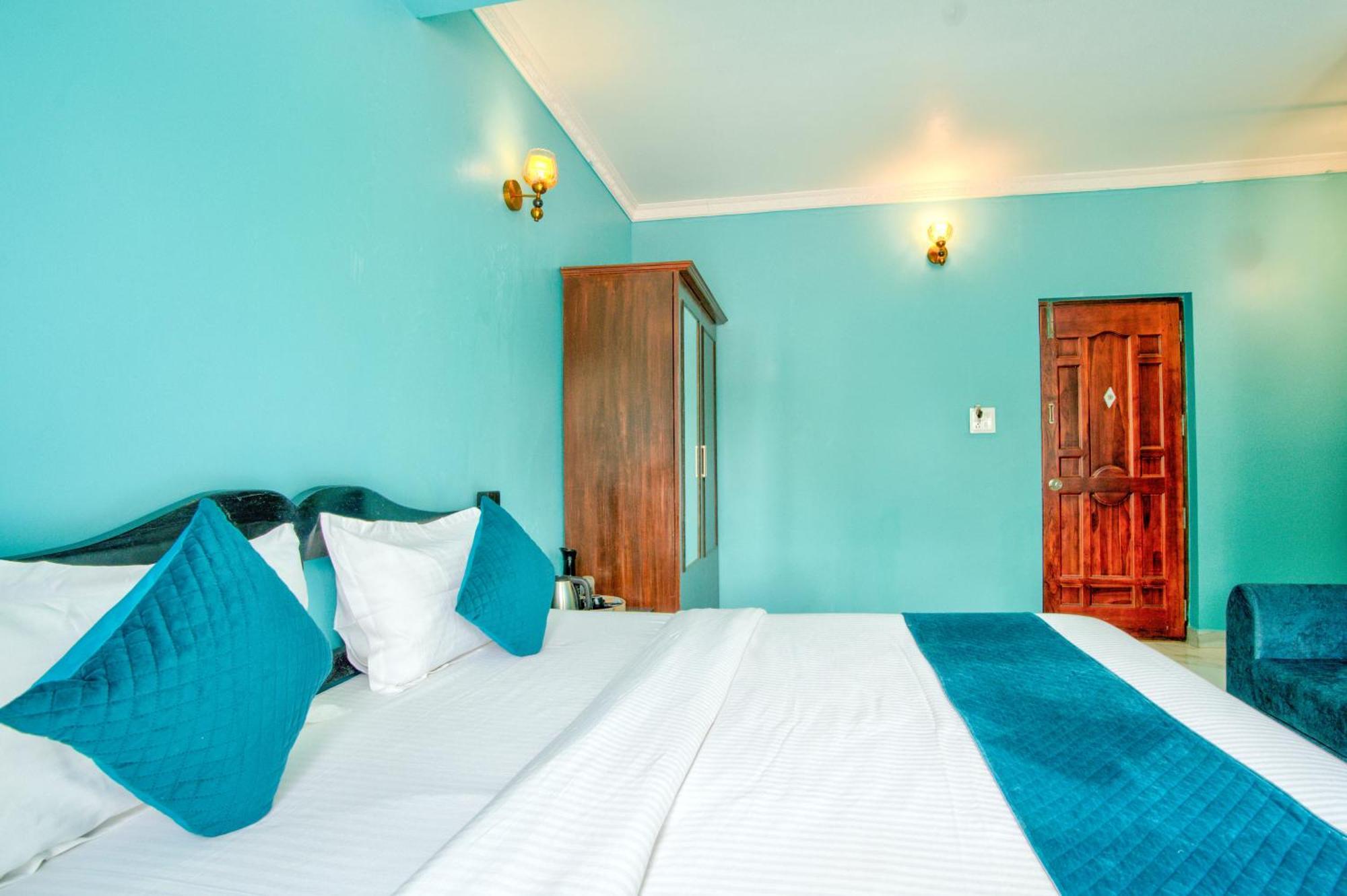 Candolim Beach White Residency Baga Exterior foto